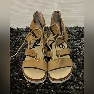 New OTBT Tan Leather Wedge Platform Strappy Sandals/Shoes Size 9.5